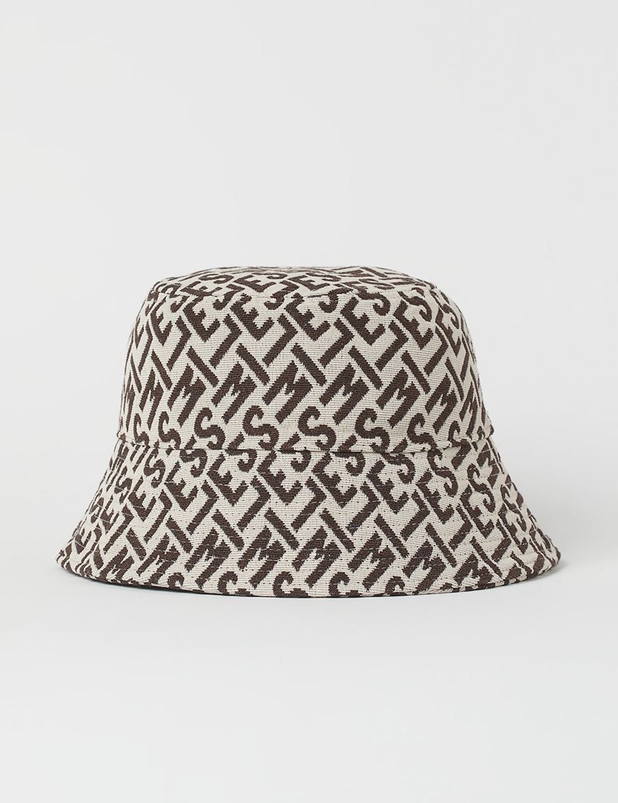 Slika Modern Teenager Hat